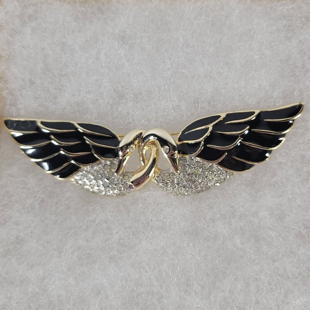 Two Swans Wing Classic Elegant Crystal Gold-Tone Enamel & Rhinestones Brooch Pin